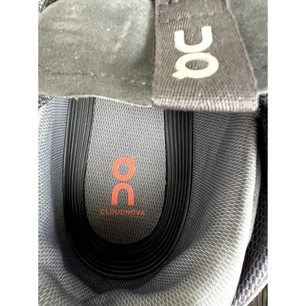 On Cloud Nova Running Black Flame 26.98127, Men's size M12